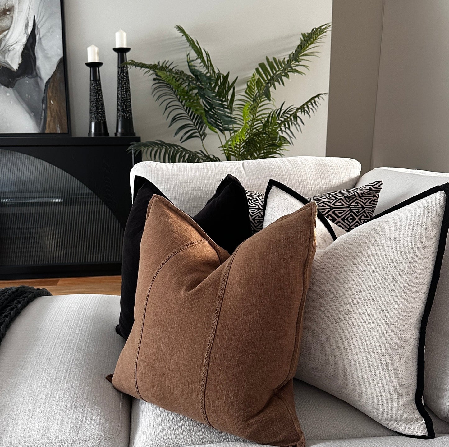 Maya 55cm Square - Oatmeal | Black Border