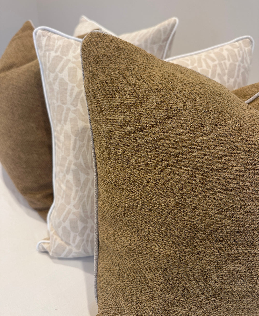 Hailey - Linen Chenille Cushion